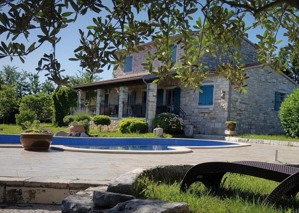 Villa Slivari Zminj Bagian luar foto