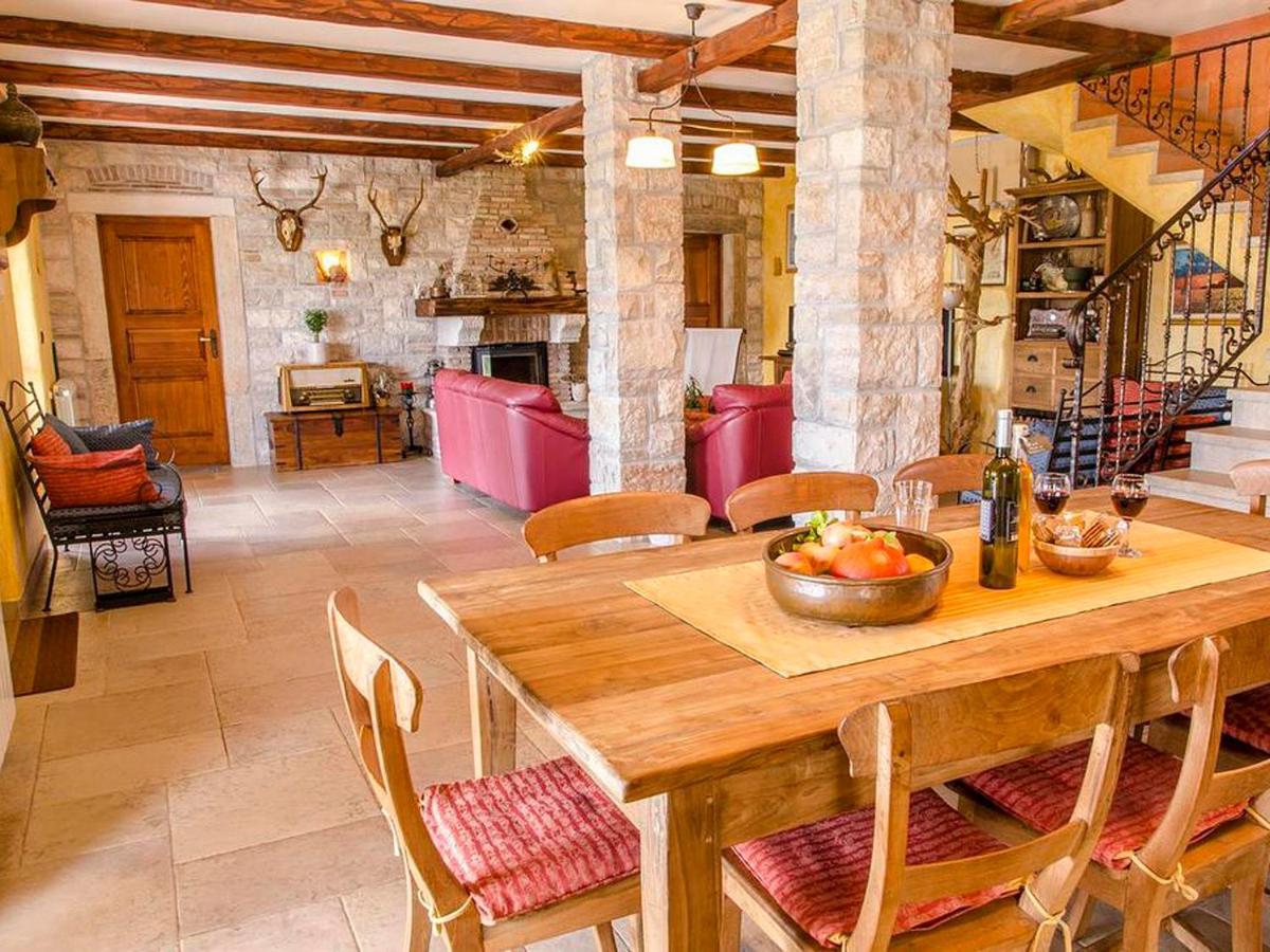 Villa Slivari Zminj Bagian luar foto
